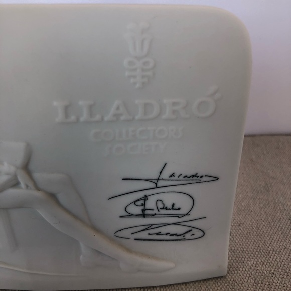 Lladró Collector’s Society Vintage White Porcelain Bisque Don Quixote Plaque - Picture 5 of 8